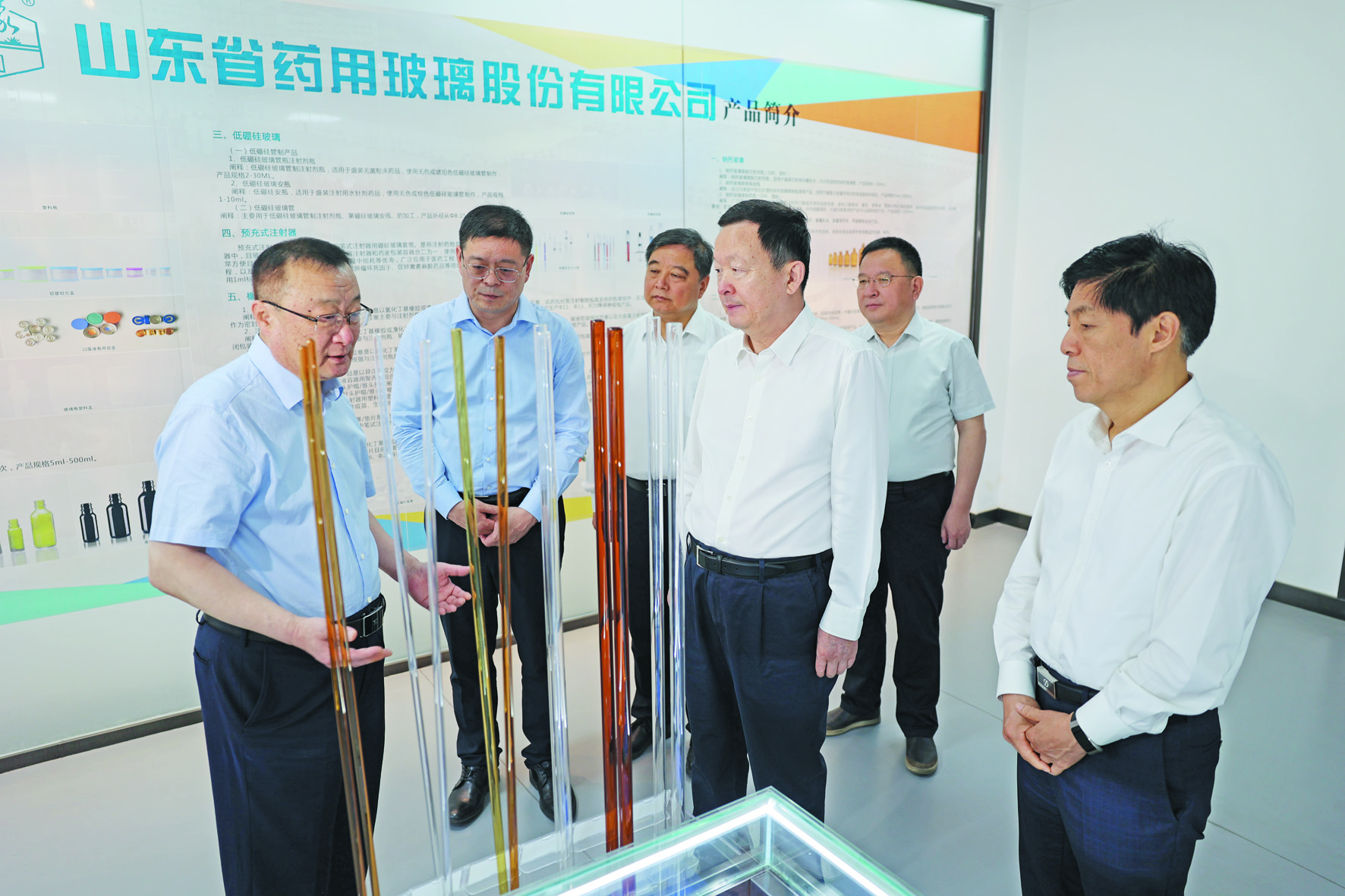 342期省長(zhǎng)一行來(lái)訪.jpg 342期省長(zhǎng)一行來(lái)訪.jpg